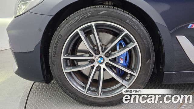 BMW 5 Series (G30) 520i M Sport 2022 — фото 5