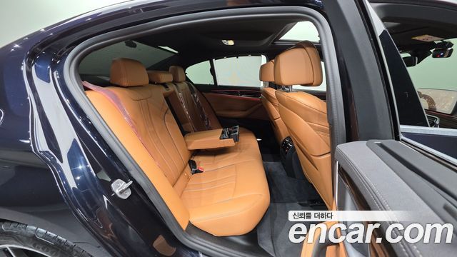 BMW 5 Series (G30) 520i M Sport 2022 — фото 19