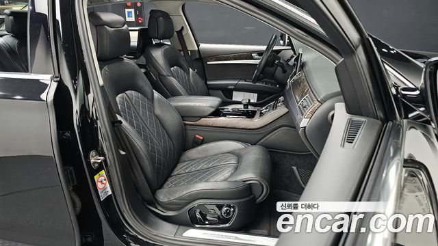 Audi A8 65 TFSI Quattro LWB D4 2016 — фото 10