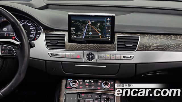 Audi A8 65 TFSI Quattro LWB D4 2016 — фото 18