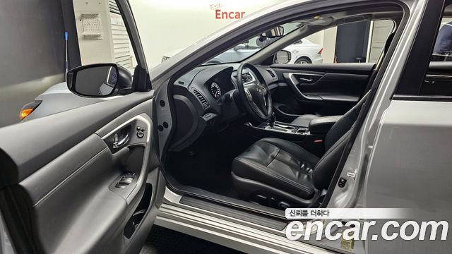 Nissan Altima 2.5 L33 2017 — фото 10
