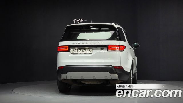Land Rover Discovery 5 3.0 SD6 HSE Luxury 2019 — фото 4