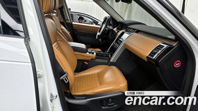 Land Rover Discovery 5 3.0 SD6 HSE Luxury 2019 — фото 15