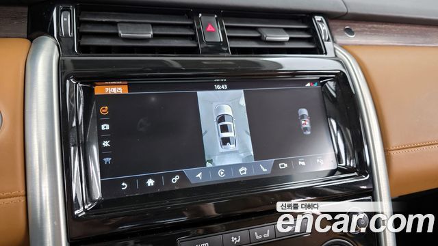Land Rover Discovery 5 3.0 SD6 HSE Luxury 2019 — фото 19