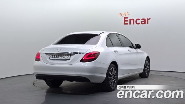 Mercedes-Benz C-Class (W205) C200 2019 — фото 2