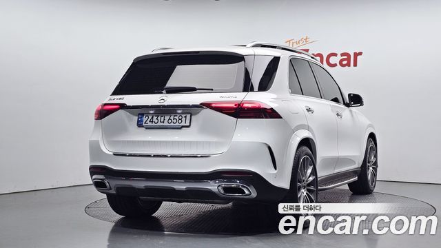 Mercedes-Benz GLE-Class (W167) GLE450 4MATIC 2024 — фото 2