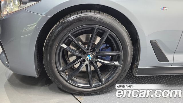 BMW 5 Series (G30) 520d xDrive M Sport Package Plus 2017 — фото 5