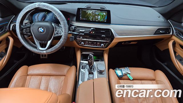 BMW 5 Series (G30) 520d xDrive M Sport Package Plus 2017 — фото 7