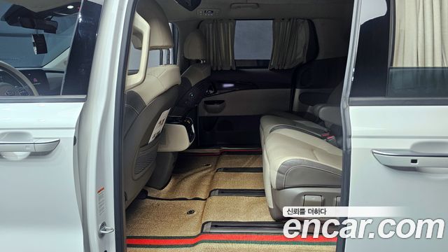 Kia Carnival (IV) Diesel 7-Seater Hi-Limousine Signature 2021 — фото 12