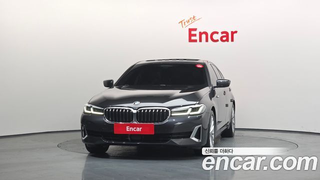BMW 5 Series (G30) 523d Luxury 2021 — фото 3