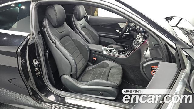 Mercedes-Benz C-Class (W205) C200 Coupe 2023 — фото 10