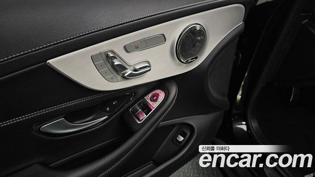 Mercedes-Benz C-Class (W205) C200 Coupe 2023 — фото 18