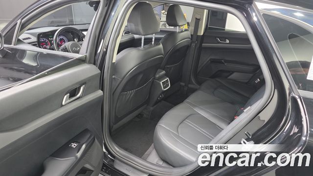 Kia K5 (III) 2.0 Prestige 2021 — фото 11