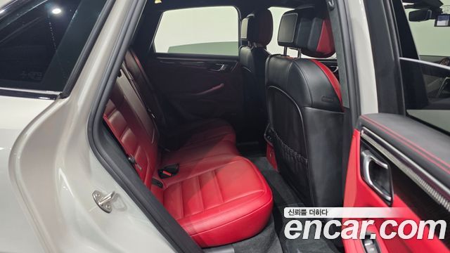 Porsche Macan 2.9 GTS 95B 2023 — фото 12