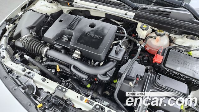 Chevrolet Malibu 1.3 Turbo Premier 2020 — фото 6