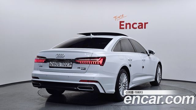 Audi A6 (C8) 45 TFSI Quattro Premium 2020 — фото 2