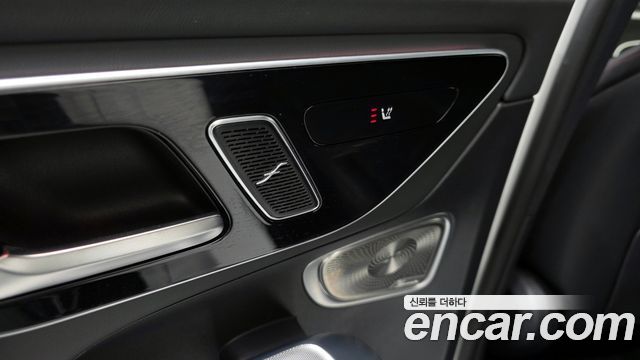 Mercedes-Benz GLC-Class (X254) AMG GLC43 4MATIC 2024 — фото 17
