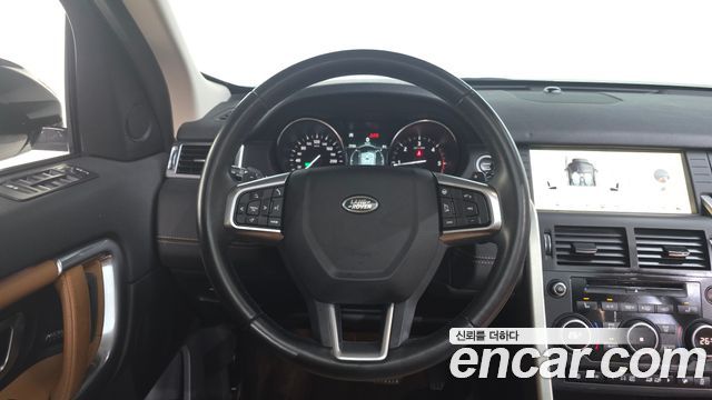 Land Rover Discovery Sport 2.0 TD4 HSE Luxury 2019 — фото 13