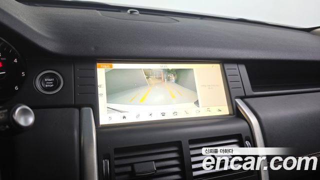 Land Rover Discovery Sport 2.0 TD4 HSE Luxury 2019 — фото 15