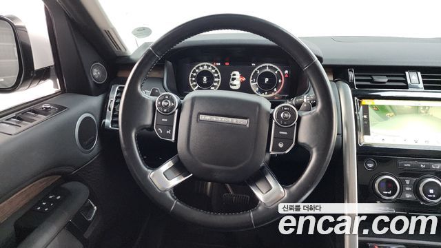Land Rover Discovery 5 3.0 TD6 HSE 2018 — фото 17