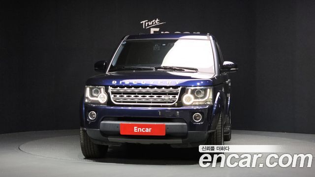 Land Rover Discovery 4 3.0 SDV6 SE 2015 — фото 3