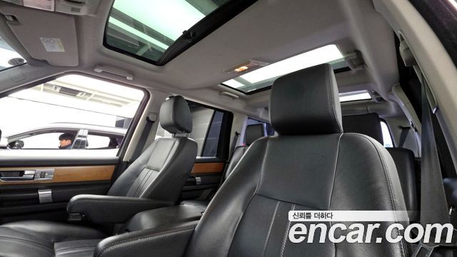 Land Rover Discovery 4 3.0 SDV6 SE 2015 — фото 19