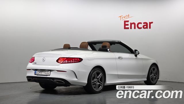 Mercedes-Benz C-Class (W205) C200 Cabriolet 2021 — фото 2