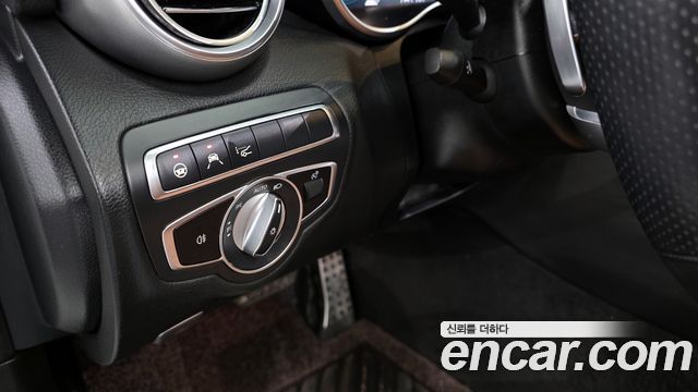 Mercedes-Benz C-Class (W205) C200 Cabriolet 2021 — фото 15