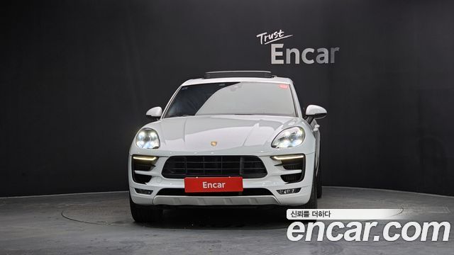 Porsche Macan 3.0 GTS 95B 2018 — фото 3
