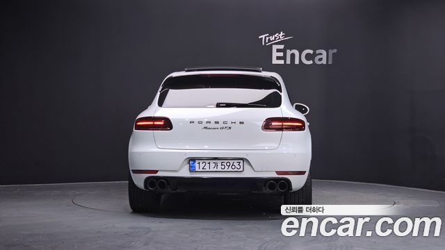 Porsche Macan 3.0 GTS 95B 2018 — фото 4