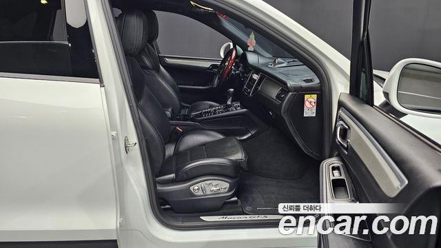 Porsche Macan 3.0 GTS 95B 2018 — фото 11