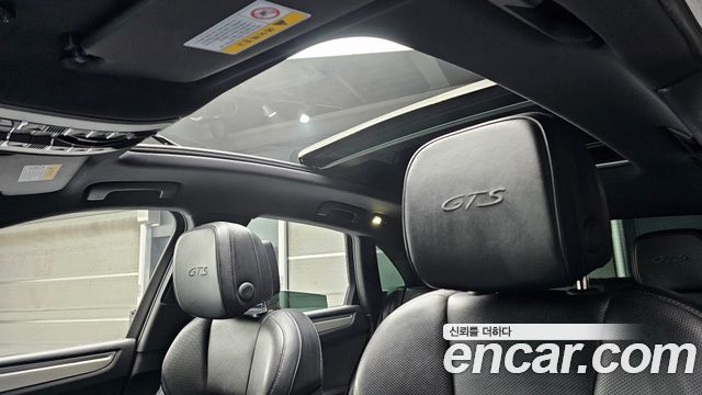 Porsche Macan 3.0 GTS 95B 2018 — фото 19