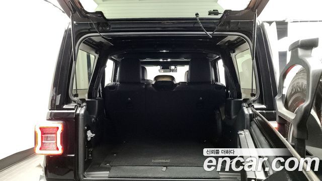 Jeep Wrangler (JL) 2.0 Overland Power Top 4Door 2022 — фото 20