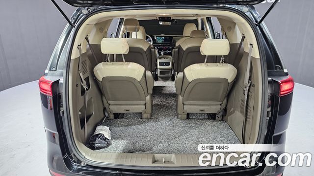 Kia Carnival (IV) Diesel 9-Seater Prestige 2021 — фото 20