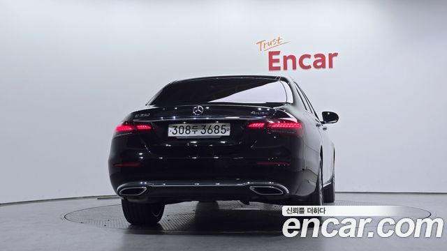 Mercedes-Benz E-Class (W213) E350 4MATIC Exclusive 2023 — фото 4