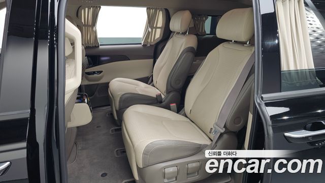 Kia Carnival (IV) Diesel 7-Seater Hi-Limousine Signature 2023 — фото 12