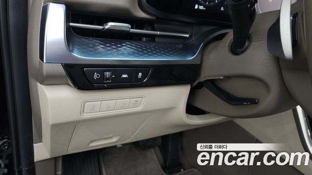 Kia Carnival (IV) Diesel 7-Seater Hi-Limousine Signature 2023 — фото 17