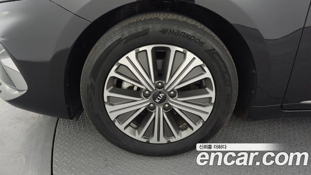 Kia K7 Premier Hybrid Noblesse 2021 — фото 5