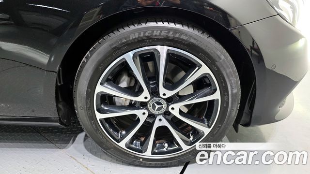 Mercedes-Benz E-Class (W213) E250 Avantgarde 2020 — фото 5