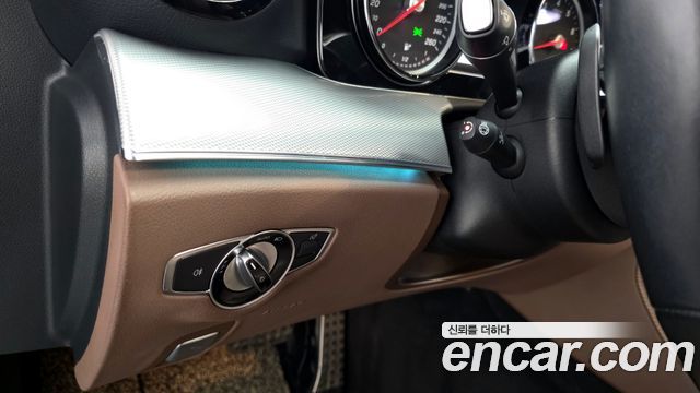 Mercedes-Benz E-Class (W213) E250 Avantgarde 2020 — фото 19