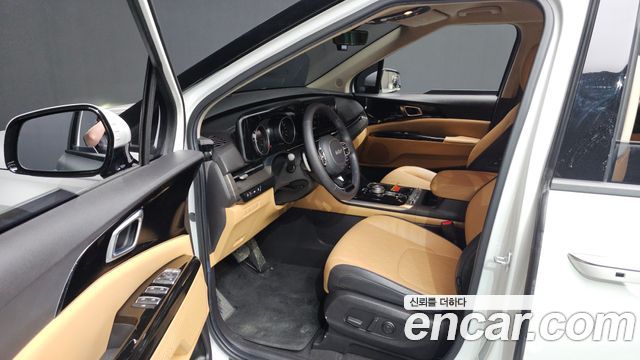 Kia Carnival (IV) Gasoline 9-Seater Noblesse 2023 — фото 10
