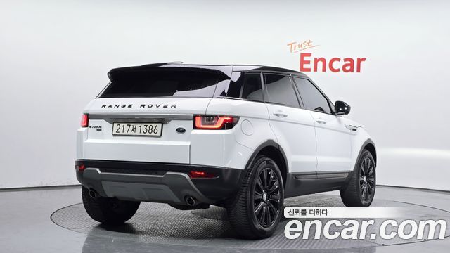 Land Rover Range Rover Evoque 2.0 TD4 HSE 2018 — фото 2