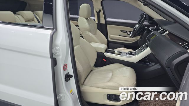 Land Rover Range Rover Evoque 2.0 TD4 HSE 2018 — фото 10