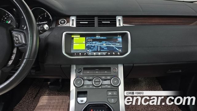 Land Rover Range Rover Evoque 2.0 TD4 HSE 2018 — фото 15