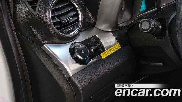 Chevrolet Orlando 2.0 Diesel LTZ Premium 2013 — фото 16