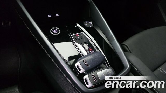 Audi A3 (8Y) 40 TFSI Premium 2025 — фото 9