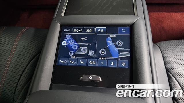 Lexus LS500h (V) 3.5 Platinum AWD 2023 — фото 18