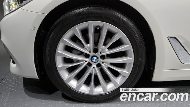 BMW 5 Series (G30) 520d Luxury Plus 2018 — фото 5