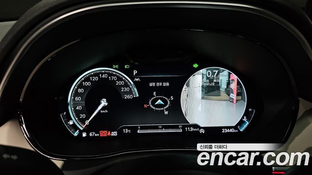 Genesis GV70 2.5T Gasoline 2WD 2023 — фото 8
