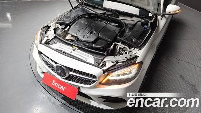Mercedes-Benz C-Class (W205) C220 d 4MATIC AMG Line 2019 — фото 6